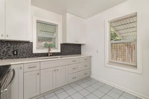 429 49th Street 2, West Palm Beach, FL 33407 - MLS#R11123528