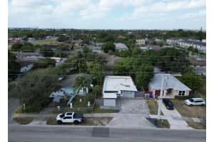 707 NW 3rd Avenue 1, Pompano Beach, FL 33060 - MLS#R11123550