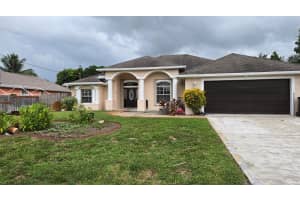 534 Halifax Avenue, Port Saint Lucie, FL 34953 - MLS#R11123596