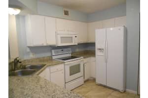 300 Scotia Drive 203, Hypoluxo