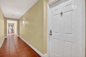 780 S Sapodilla Avenue 410, West Palm Beach, FL 33401 - MLS#R11123632