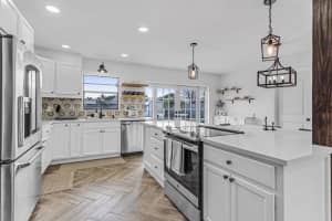 337 Cypress Lane, Palm Springs, FL 33461 Sold 12/26/25