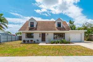 337 Cypress Lane, Palm Springs, FL 33461 - MLS#R11123639