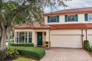 68 Monterey Pointe Drive, Palm Beach Gardens, FL 33418 - MLS#R11123712