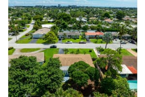 827 SE 10th Terrace, Deerfield Beach, FL 33441 - MLS#R11123724