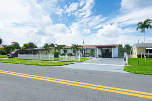 3709 Australian Court, West Palm Beach, FL 33407 Sold 10/17/25