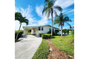 26 Orinco, Port Saint Lucie, FL 34952 - MLS#R11123749