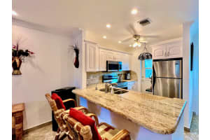 5141 Oakland Park Boulevard, Lauderdale Lakes, FL 33313 - MLS#R11123801