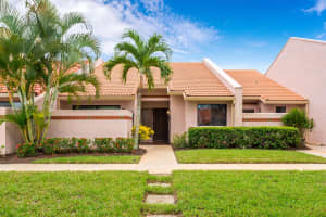 3513 SE Sandpiper Circle, Port Saint Lucie, FL 34952 - MLS#R11123837