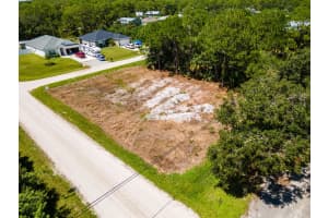 9216 103rd Court, Vero Beach, FL 32967 - MLS#R11123850