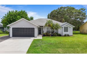 3519 SE Hyde Circle, Port Saint Lucie, FL 34984 - MLS#R11123869