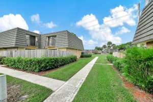 1614 16th Way, West Palm Beach, FL 33407 Sold 01/22/26