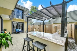 1614 16th Way, West Palm Beach, FL 33407 Sold 01/22/26