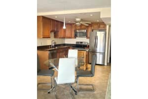 500 Executive Center Drive 5h, West Palm Beach, FL 33401 - MLS#R11123892