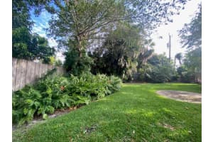 336 Winters Street, West Palm Beach, FL 33405 Sold 12/30/25
