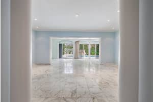 740 N Lake Way, Palm Beach, FL 33480 Sold 10/08/25