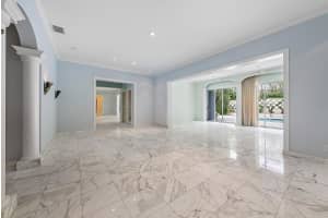 740 N Lake Way, Palm Beach, FL 33480 Sold 10/08/25
