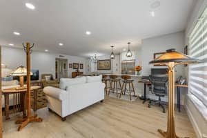 277 W High Point Court B, Delray Beach, FL 33445 - MLS#R11123941