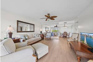 2185 Ibis Isle Road 7, Palm Beach, FL 33480 Sold 01/15/26