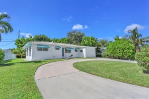 1952 Circle Drive, North Palm Beach, FL 33408 - MLS#R11124015
