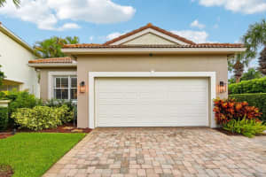 101 Isle Verde Way, Palm Beach Gardens, FL 33418 Sold 10/29/25