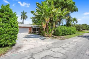 915 SW 27th Way, Boynton Beach, FL 33435 Sold 11/18/25