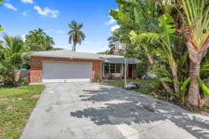 915 SW 27th Way, Boynton Beach, FL 33435 Sold 11/18/25