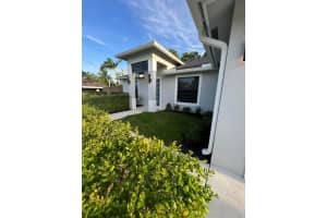 4912 Clinton Boulevard, Lake Worth, FL 33463 - MLS#R11124031