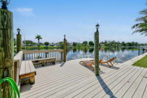 8110 W Lake Drive, Lake Clarke Shores, FL 33406 - MLS#R11124064