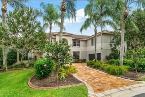 12 Martinique Cove, Palm Beach Gardens, FL 33418 - MLS#R11124066