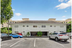 2404 NE 33rd. Avenue 8, Fort Lauderdale, FL 33305 Sold 12/29/25