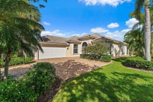 8120 SE Paurotis Lane, Hobe Sound, FL 33455 - MLS#R11124079