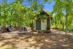 694 SW Quarter Lane, Fort White, FL 32038 - MLS#R11124090