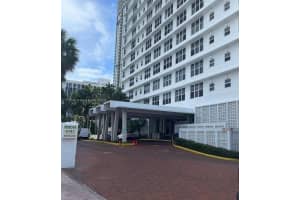 4747 Collins Avenue 305, Miami Beach, FL 33140 - MLS#R11124107