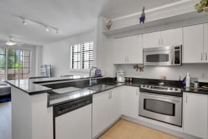 233 Federal Highway, Boca Raton, FL 33432 - MLS#R11124163