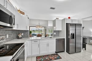 5710 Parkwalk Circle E, Boynton Beach, FL 33472 - MLS#R11124166