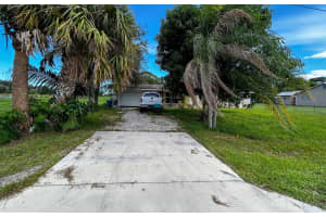 5800 Melville Road, Fort Pierce, FL 34982 - MLS#R11124171