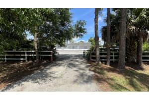 12275 N 56th Place N, West Palm Beach