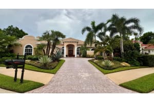 137 Pembroke Drive, Palm Beach Gardens, FL 33418 - MLS#R11124240