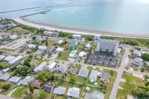 346 Hernando Street B, Fort Pierce, FL 34949 - MLS#R11124245