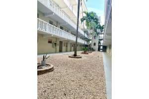 330 SE 2nd Street 501g, Hallandale Beach, FL 33009 - MLS#R11124275