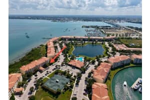 27 Harbour Isle Drive W 106, Fort Pierce, FL 34949 - MLS#R11124291