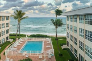 3851 N Ocean Boulevard 409, Gulfstream