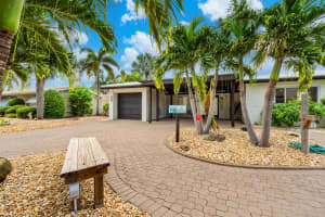 1621 NE 63rd Court, Fort Lauderdale, FL 33334 - MLS#R11124305