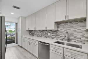 8844 Belle Aire Dr Drive 224, Boca Raton, FL 33433 - MLS#R11124306