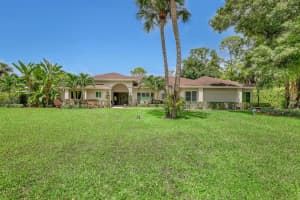 8659 Thousand Pines Circle, West Palm Beach