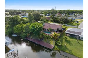 138 NE Twylite Terrace, Port Saint Lucie, FL 34953 - MLS#R11124324