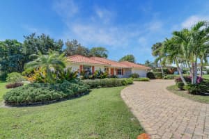 8574 SE Seagrape Way, Hobe Sound, FL 33455 - MLS#R11124334