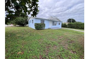 1100 W 25th Street, Riviera Beach, FL 33404 - MLS#R11124343
