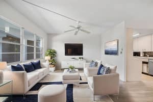 3150 Cambridge G 3150, Deerfield Beach, FL 33442 - MLS#R11124349